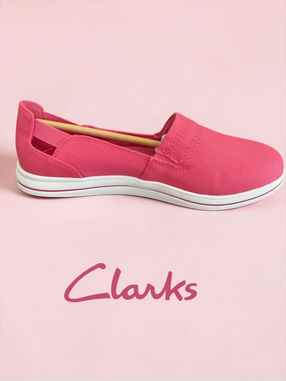 NIB Clarks Cloudsteppers Breeze Step Loafers Bright Coral Women's 7.5W